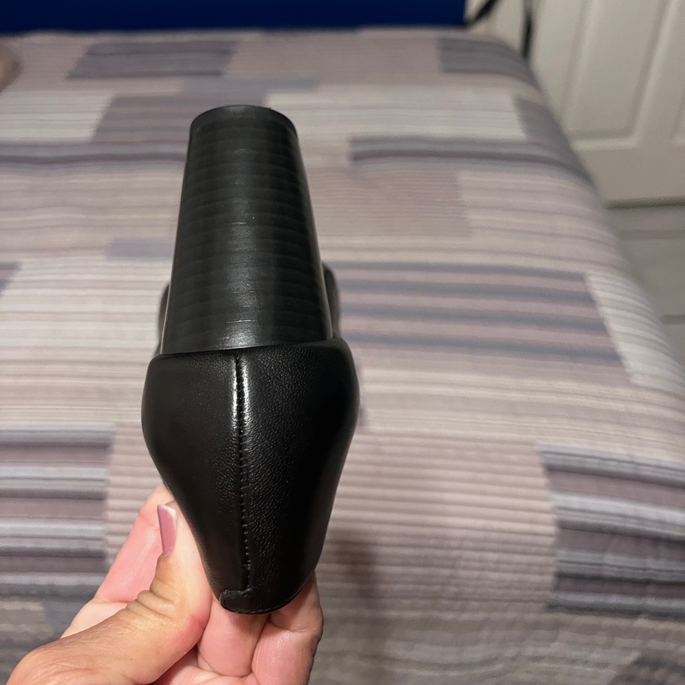 Black Pump - image 2